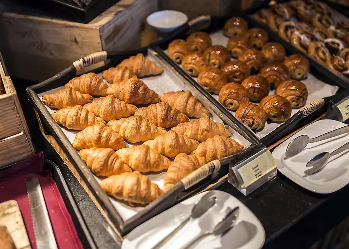 Piccolo Ariston فندق